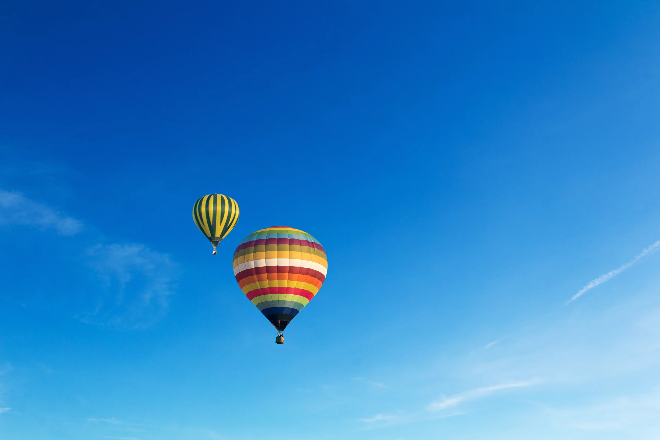 blue-sky-two-balloons